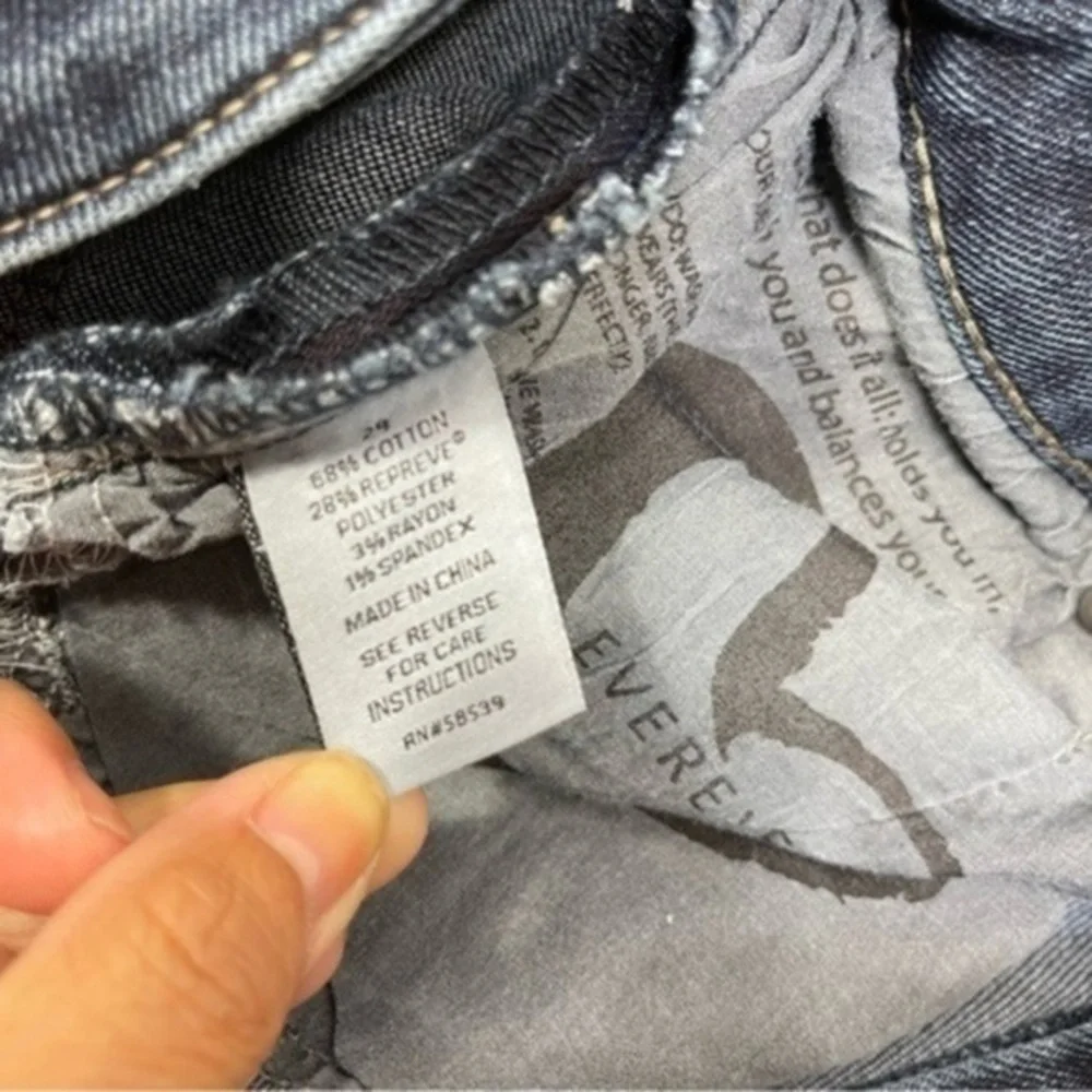 EVEREVE NWT High Rise EVER Straight Dark Wash Denim Jean Size 29